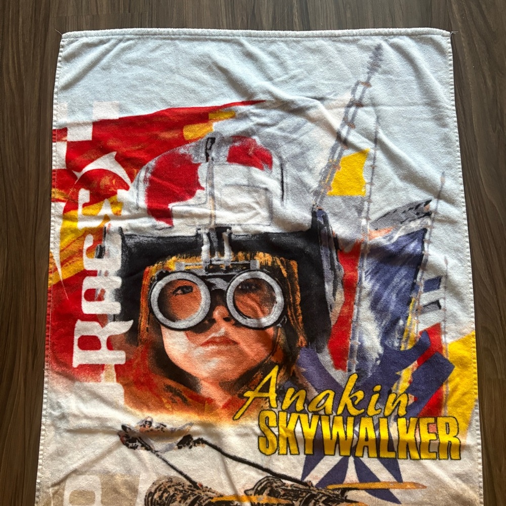 Vintage 1999 Star Wars Episode I Anakin Skywalker Beach Towel - Picture 2 of 10